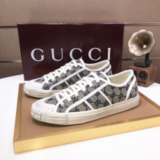 Gucci Low Shoes